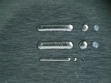<a href='http://m.huishoufuzhuang.com/product/3.htm' class='text_a'>模具激光焊機</a>修復鏡面模具效果