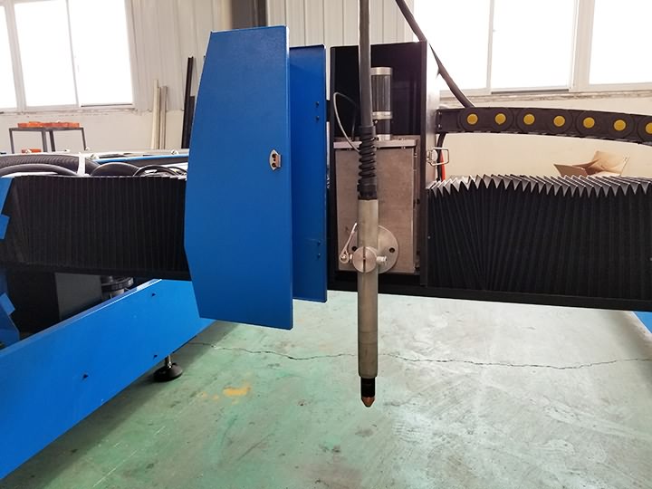 帶等離子炬的便攜式數控火焰切割機