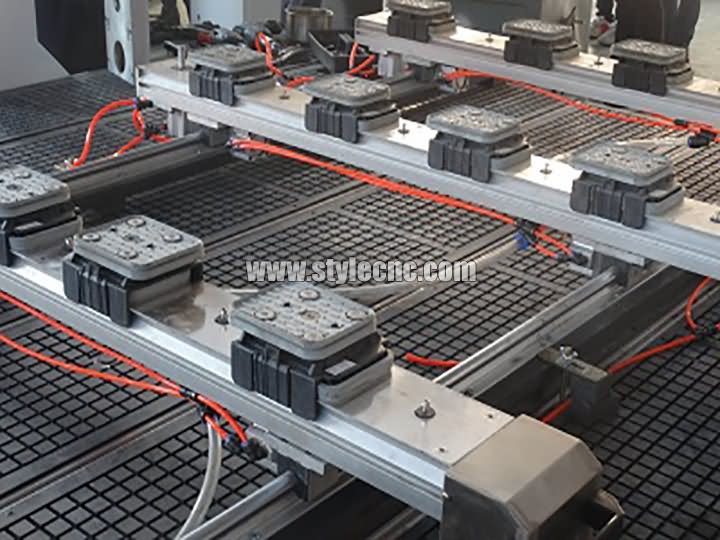 單臂PTP CNC加工中心