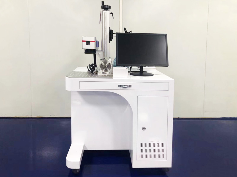 適用于金屬和聚合物塑料的臺式光纖激光雕刻機