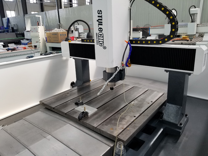 用于金屬銑削、雕刻和鉆孔的數控銑床