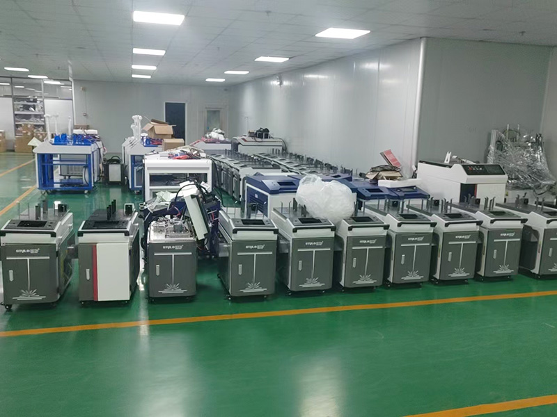 三合一手持式激光焊接、清洗、切割機(jī)