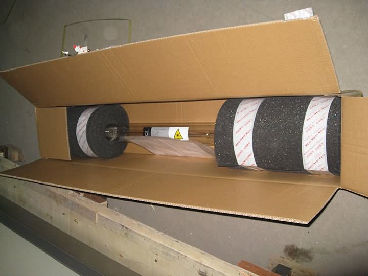 中國可再生能源投資集團 CO2 激光管 80W, 90W, 100W, 130W, 150W, 180W