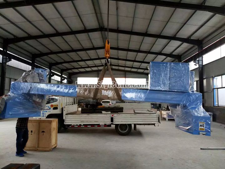 定制4*8m龍門等離子切割機(jī) 定制4*8m龍門等離子切割機(jī)