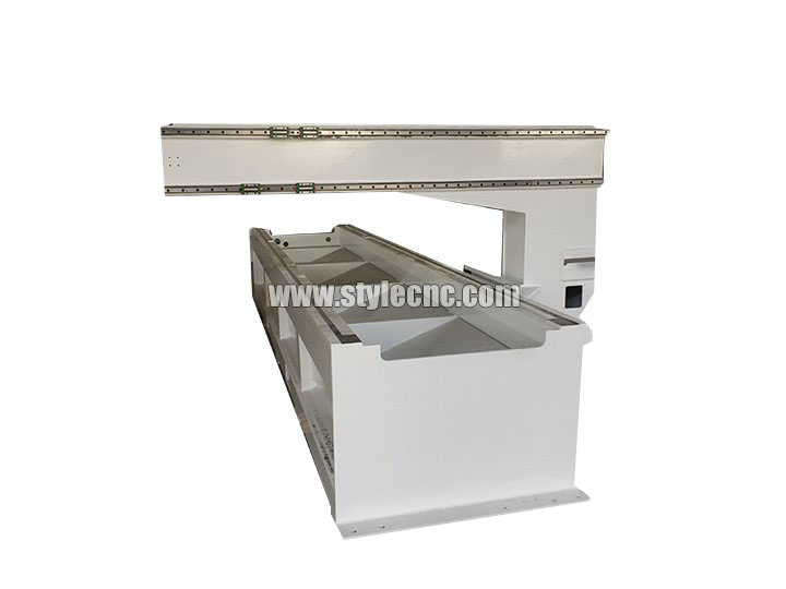 單臂PTP CNC加工中心主體