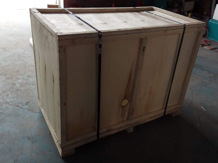 小型臺(tái)式木工車床套裝，適用于木工工藝品車削