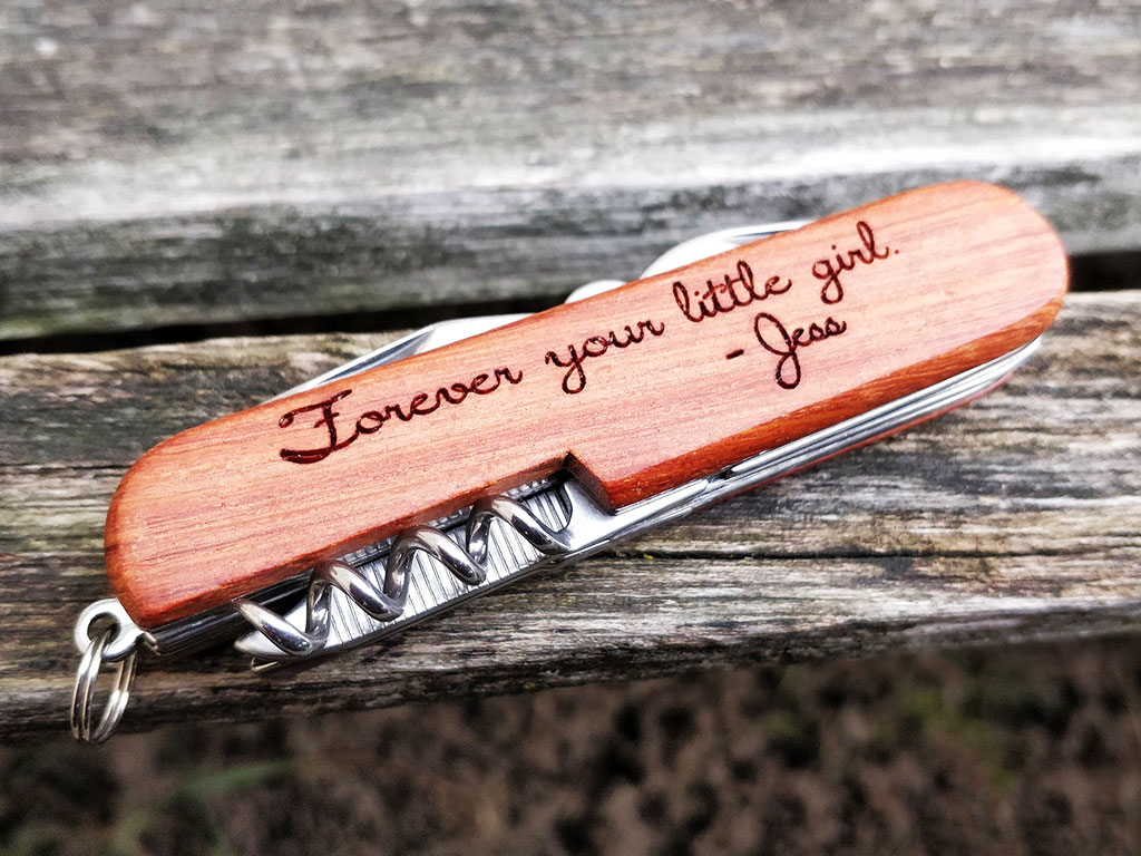 激光雕刻木刀柄