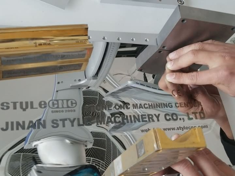 光纖激光系統打印不銹鋼銘牌