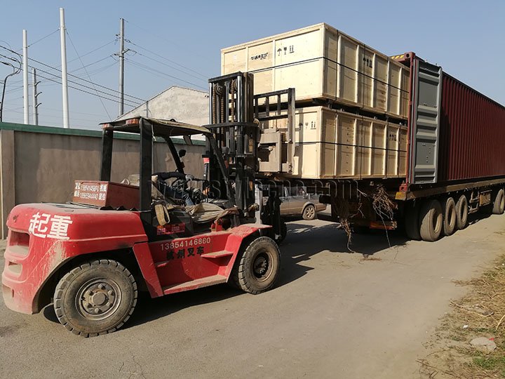 4臺3主軸多任務數控雕刻機準備發往英國 4臺3主軸多任務數控雕刻機準備發往英國