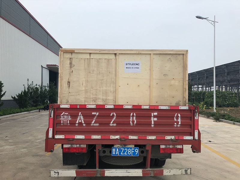 數控等離子切割工作臺發貨