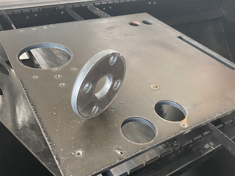 光纖激光切割碳鋼項目