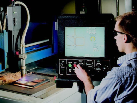 初學者如何設(shè)置、調(diào)試和使用等離子切割機? 初學者如何設(shè)置、調(diào)試和使用等離子切割機?