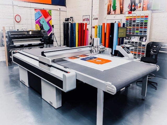 用于印刷、廣告、營銷的數字平板切割機