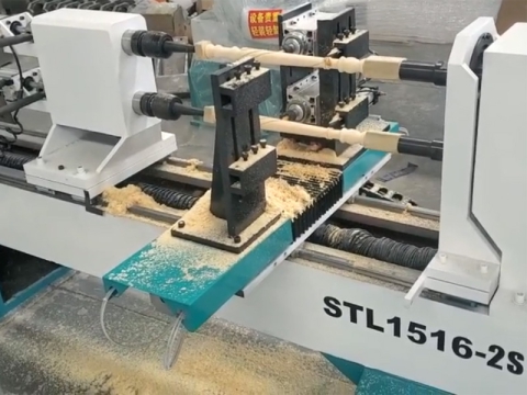 雙軸數控木工車床，配備雙主軸，適用于木工