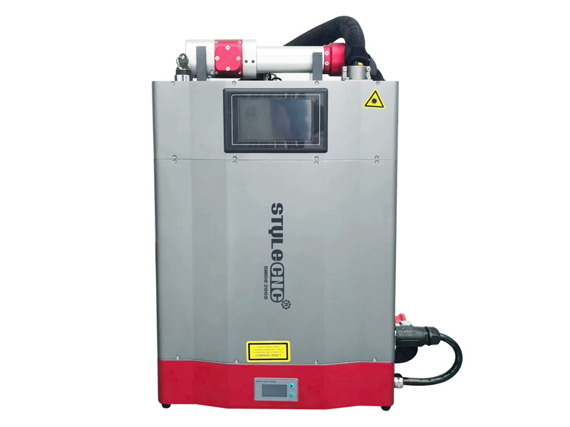 實惠價格 100W 背包式激光清洗機出售