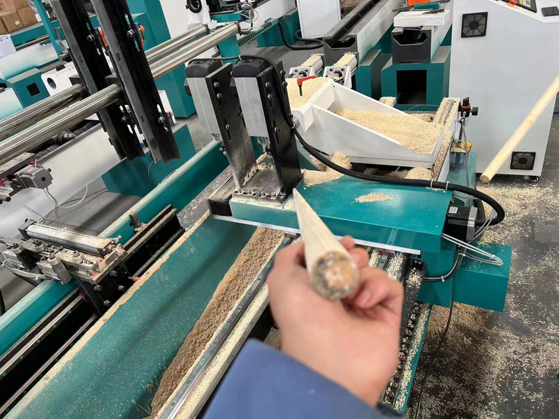 自動數控車床車削木制臺球桿項目