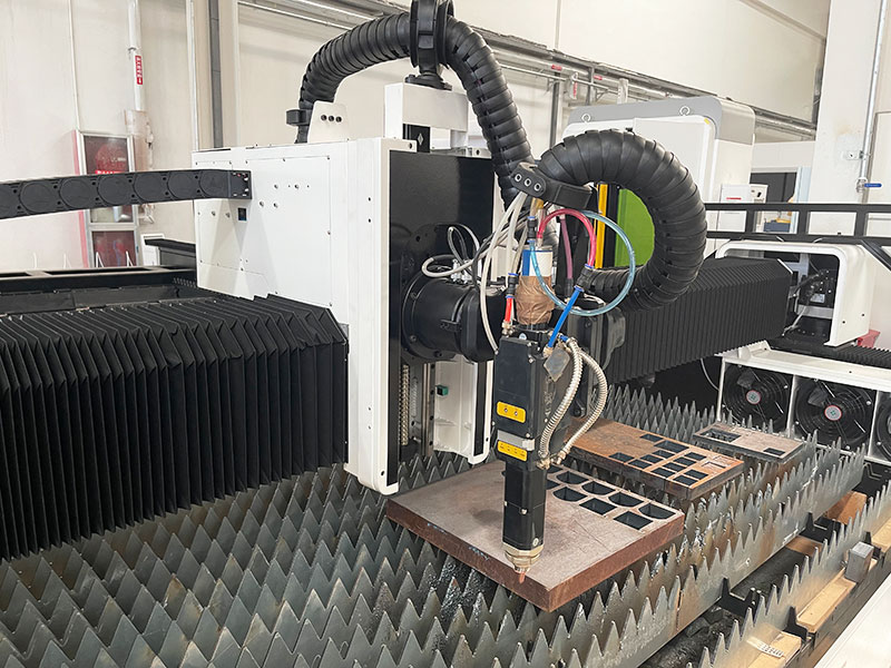 斜角激光金屬切割機