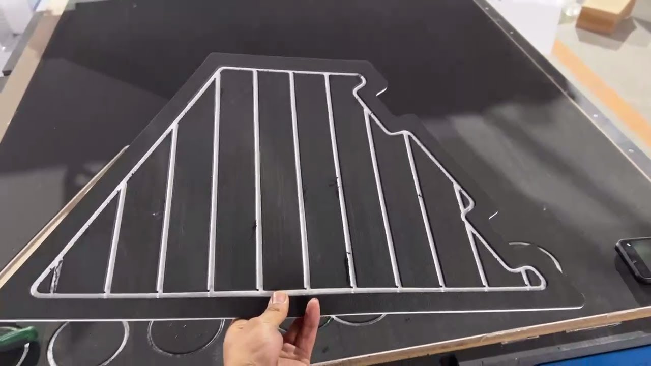 2025年最佳自動換刀數控雕刻機與振動刀切割機