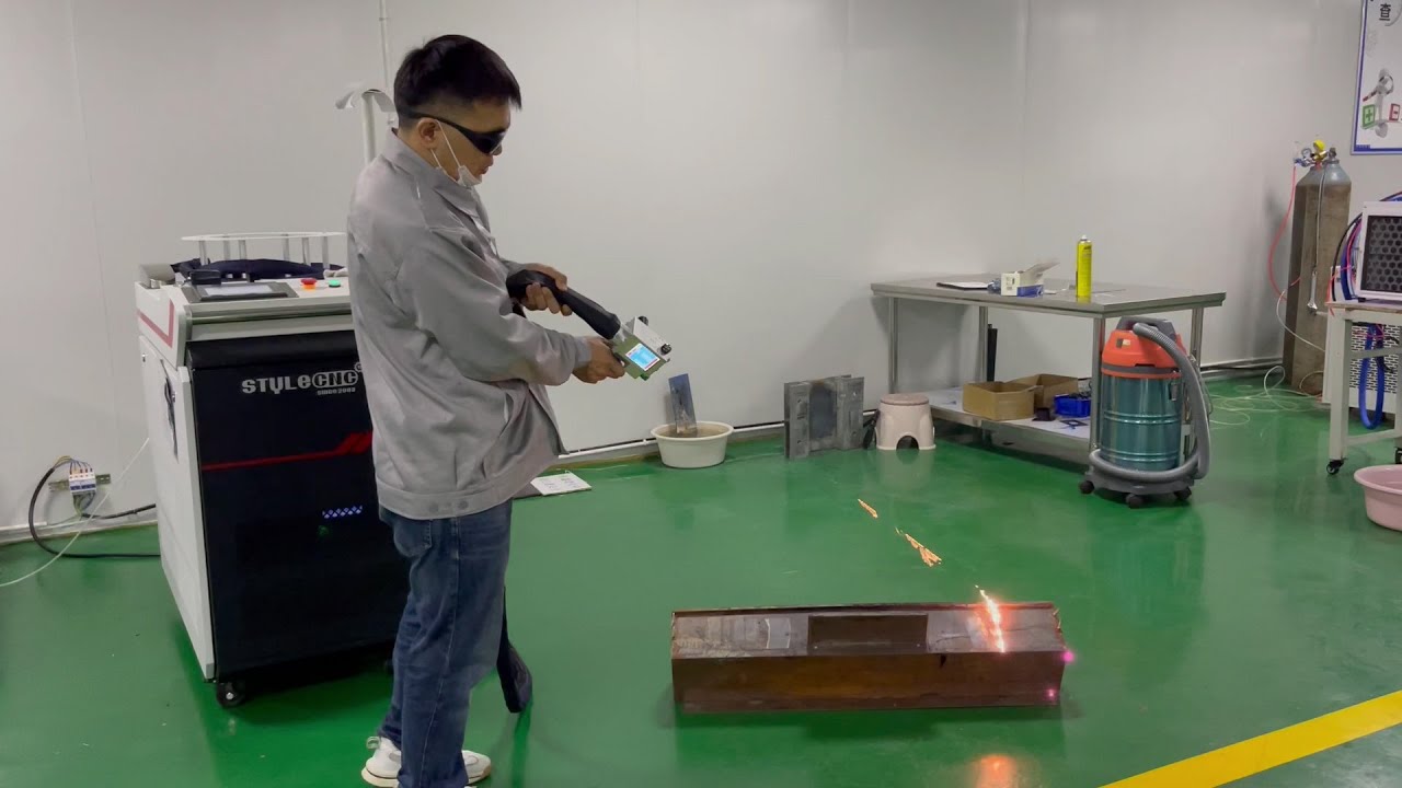 激光清洗機(jī)如何除銹? 激光清洗機(jī)如何除銹?