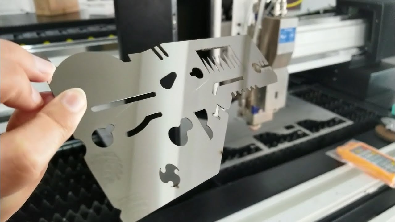 1000W 光纖激光切割機1.5mm 鋁板