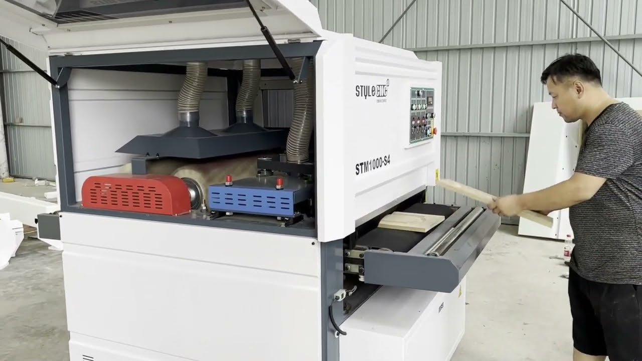 2025年最暢銷的數(shù)控木材砂光機