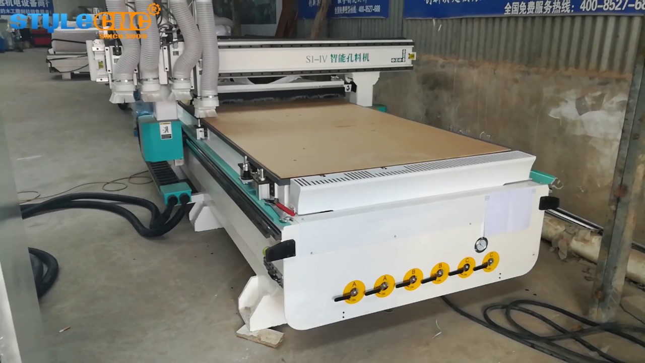 帶雙工作臺的木門制造數控雕刻機