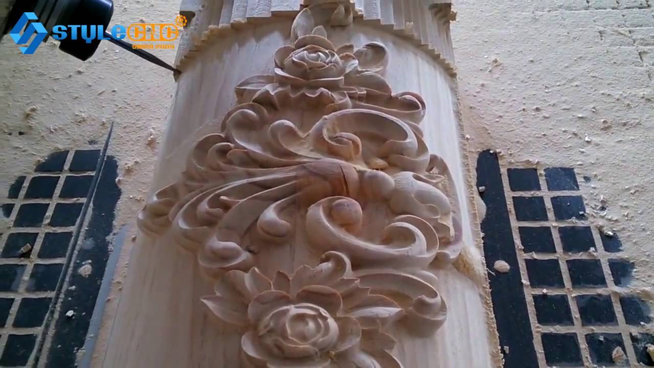 帶自動換刀裝置的四軸自動換刀數(shù)控雕刻刻機(jī) 帶自動換刀裝置的四軸自動換刀數(shù)控雕刻刻機(jī)