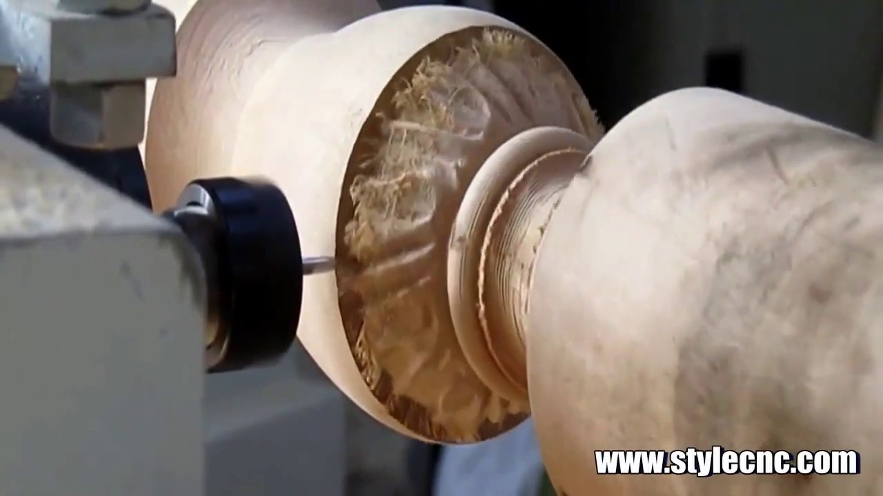 用于桌腿和樓梯欄桿的工業數控木工車床